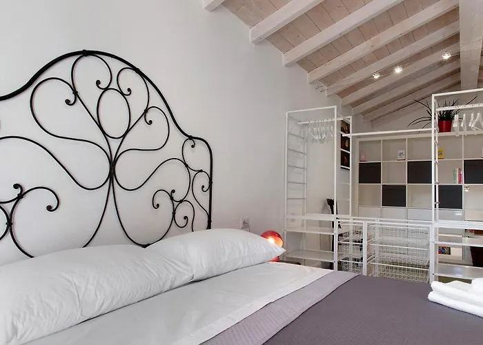 Residenza La Fonte Dependance * Laveno-Mombello